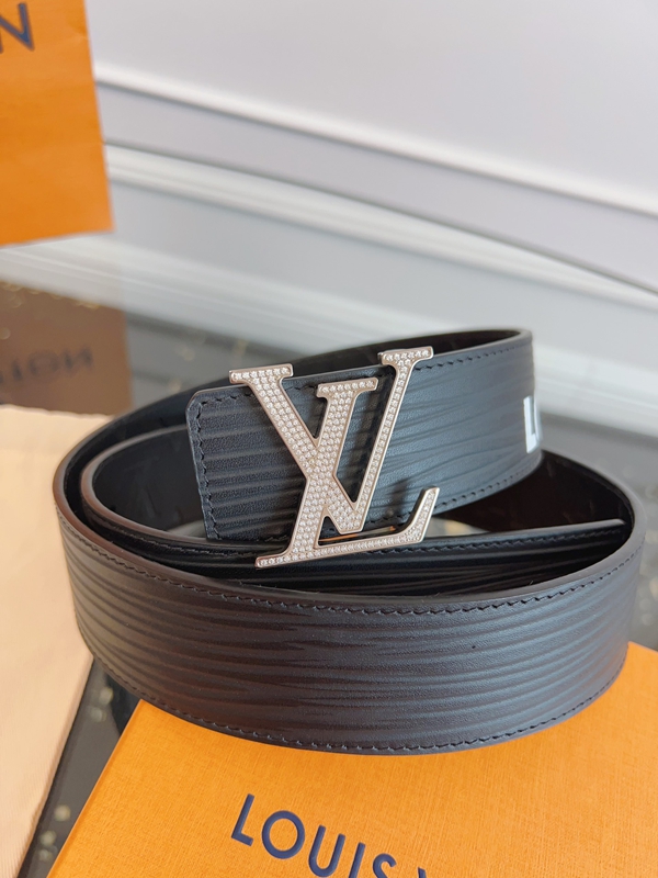 ルイヴィトンベルト全体デザイン